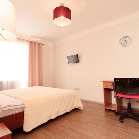 Apartment On Sobornyi Avenue 61 Олександрія Екстер'єр фото