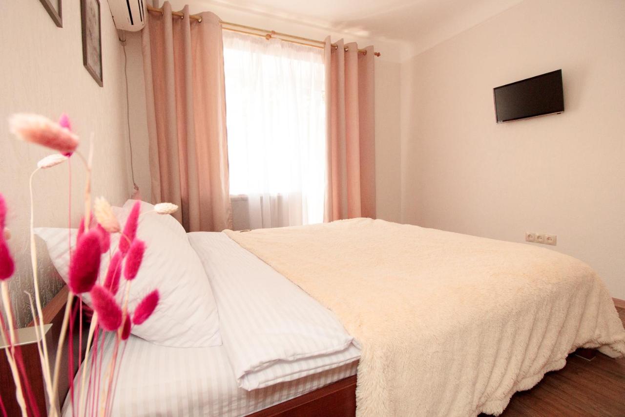 Apartment On Sobornyi Avenue 61 Олександрія Екстер'єр фото