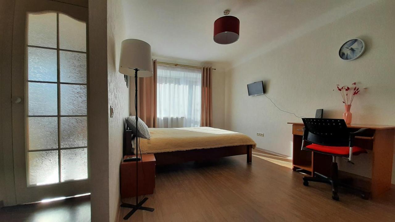 Apartment On Sobornyi Avenue 61 Олександрія Екстер'єр фото